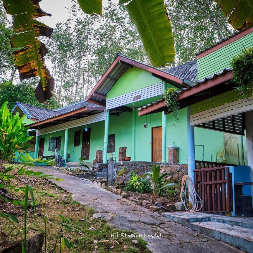 Hill Station Hostel at Chor Chaba