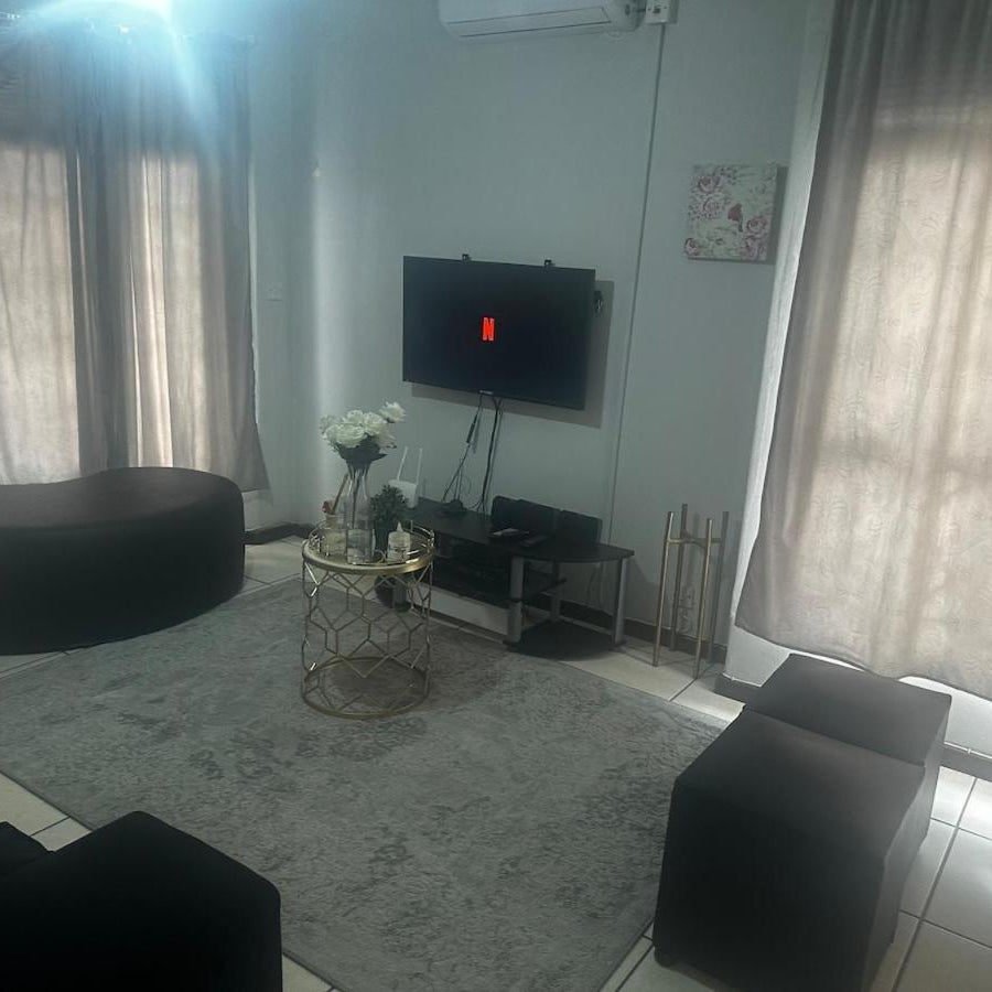 Feel At Home Cosy Apartment