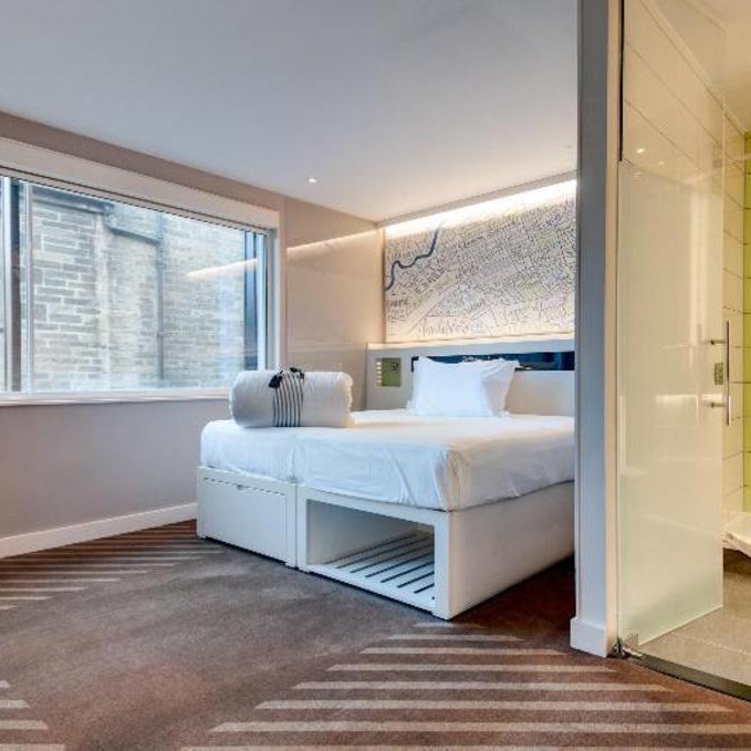 hub Earls Court - West Brompton
