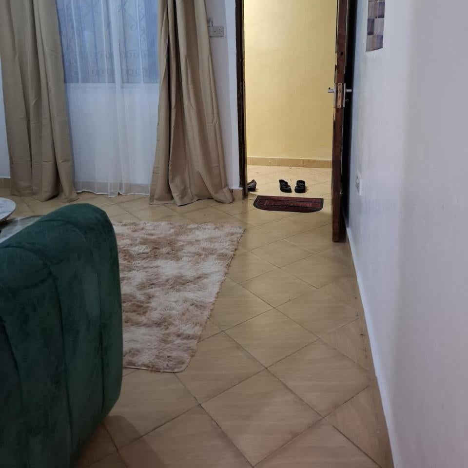 Alif Homes - Cozy 1 Bedroom Apartment behind Naivas Mwembe Tayari & Mombasa Mall