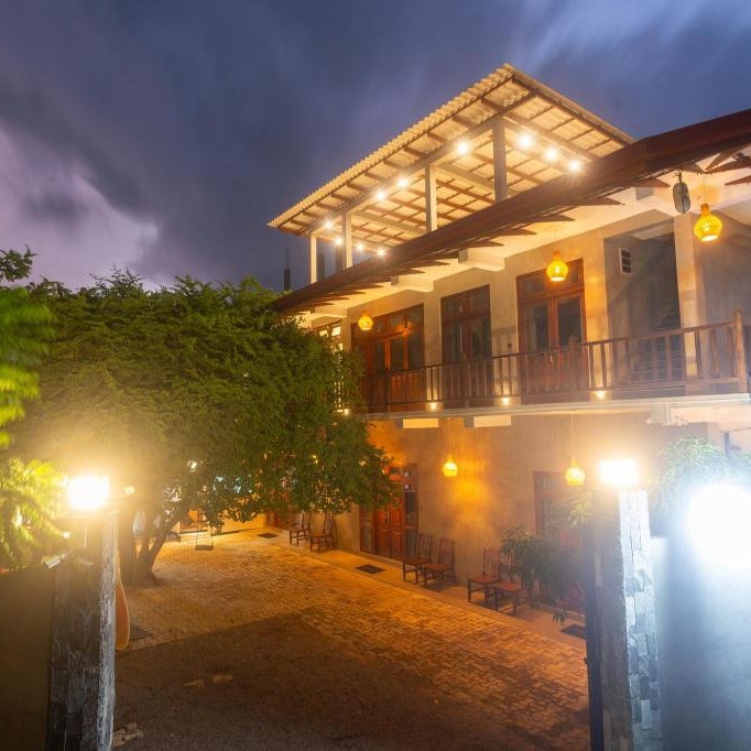 Mich's Surf Villa & Hostel Thumbnail