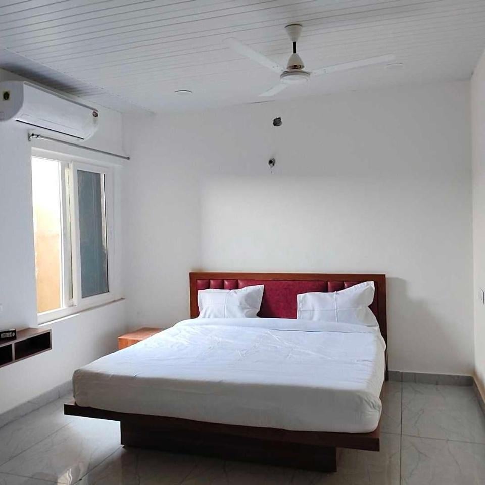 Hotel O Royal Krishna