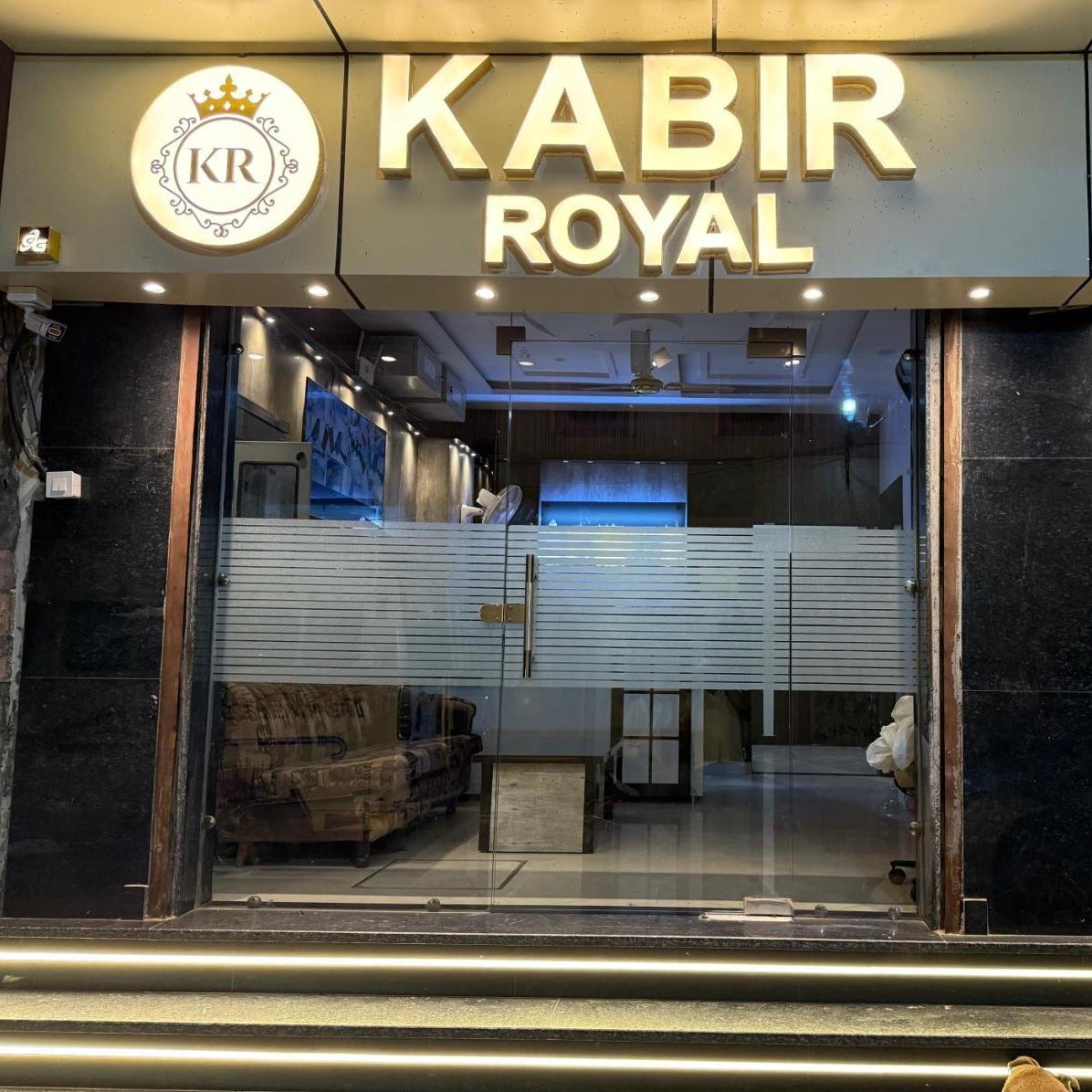 Hotel KABIR ROYAL-5 MIN WALK TO GOLDEN TEMPLE