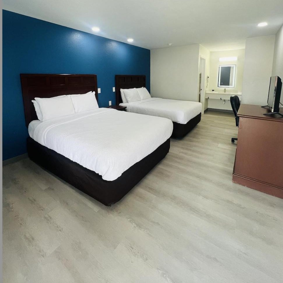 Hallmark Inn & Suites Newly Renovated Rooms San Antonio Northeast Thumbnail