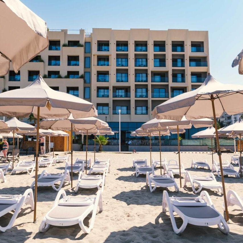 Aks Hotel Thumbnail