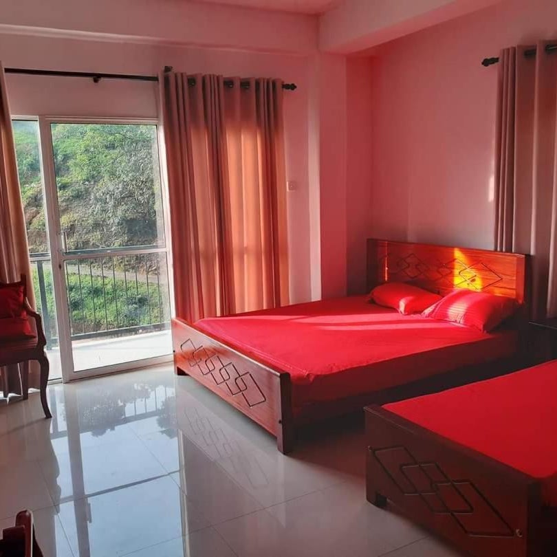 Hotel White Heaven