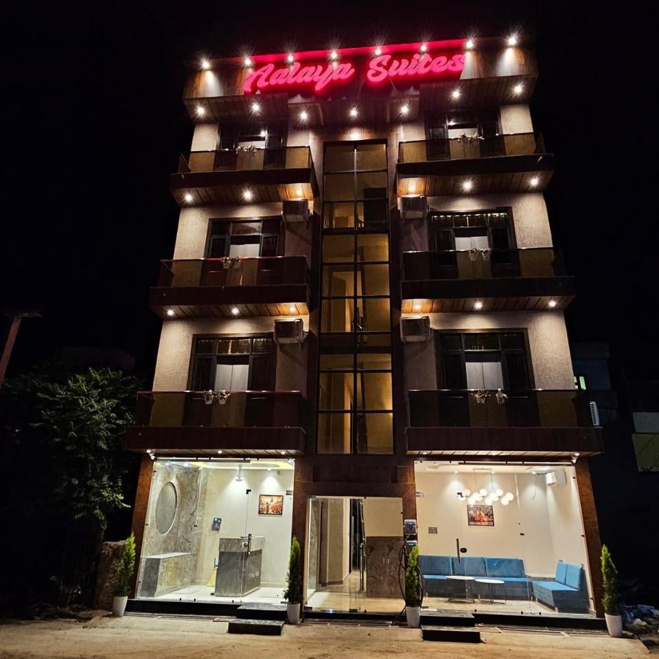Perfectstayz Value Aalaya suites - Room with Private Kitchenette