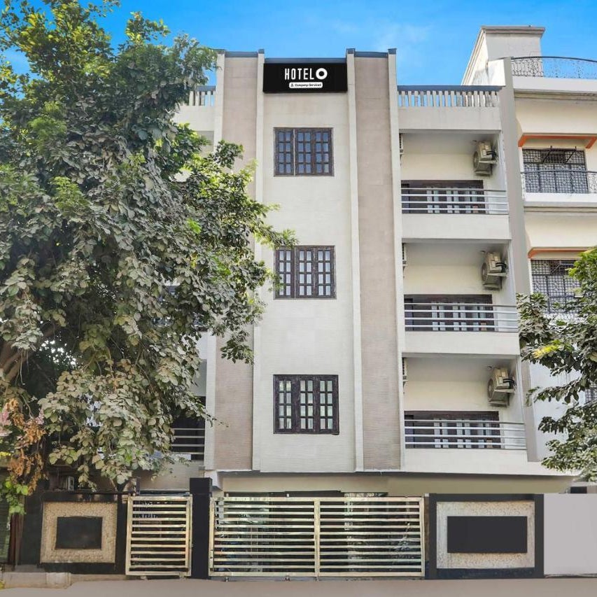 Townhouse Prayagraj Khusro Bagh