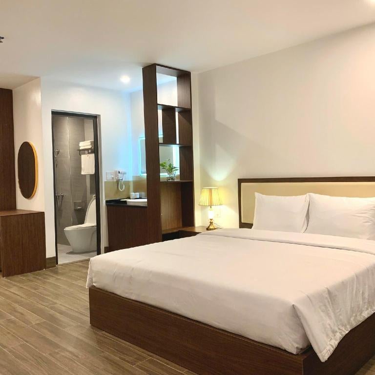 FIORUS AIRPORT HOTEL