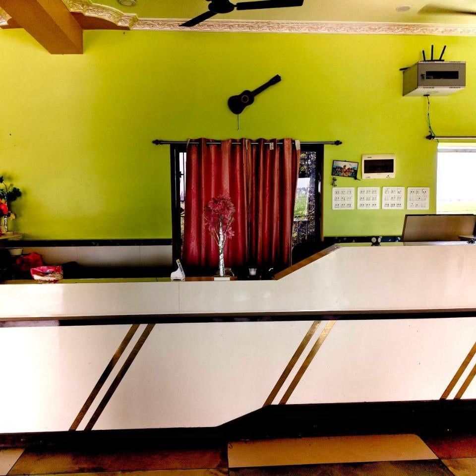 Hotel O by OYO AM2PM Restaurant Cum Bar