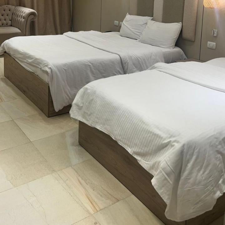 Pyramids Height Luxury Wing Thumbnail