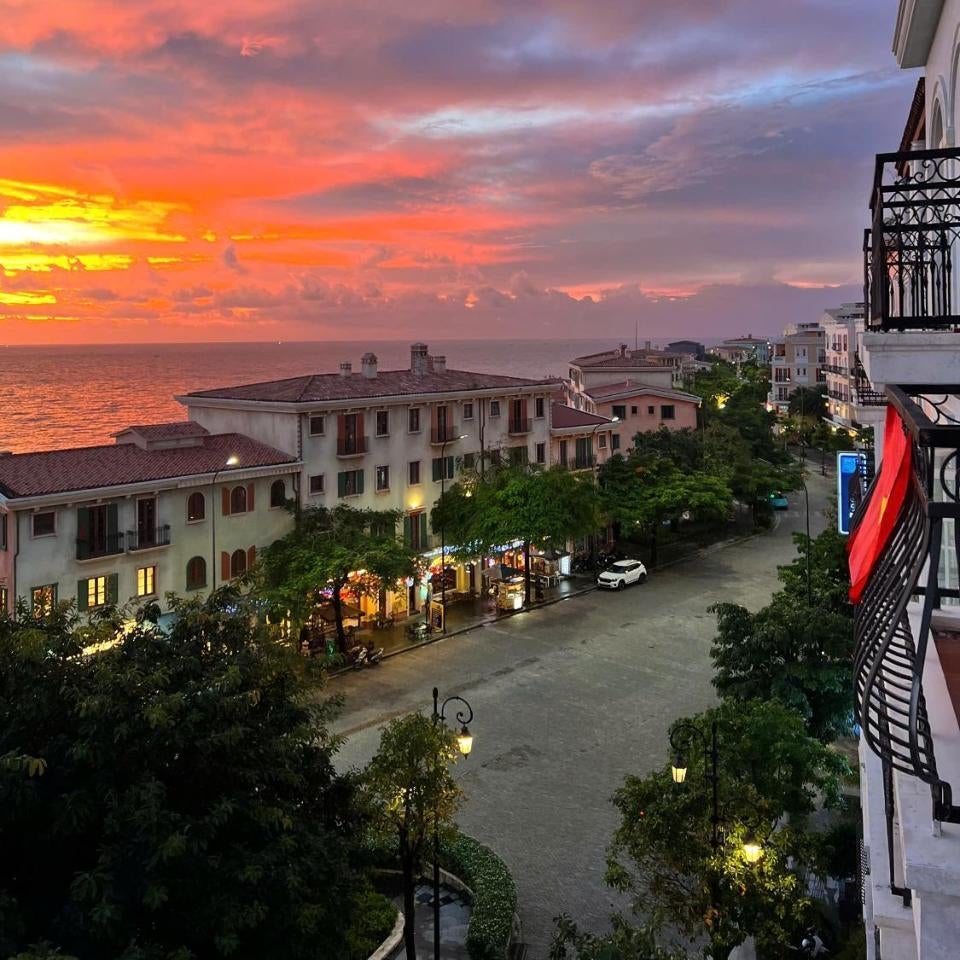 Rosy Hotel Phu Quoc Sunset Town