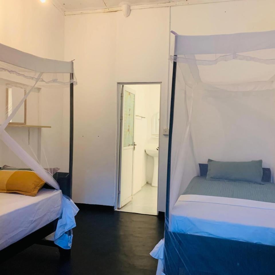 FMS Rooms & Hostel