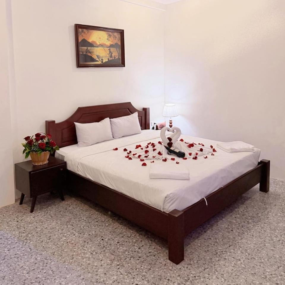 Vang Vieng Ruby Villa Hotel