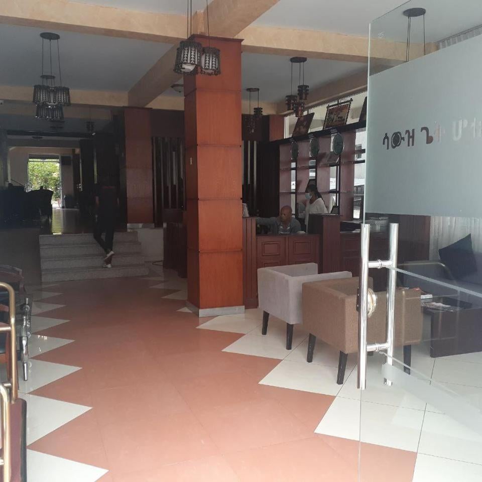 South gate hotel Thumbnail