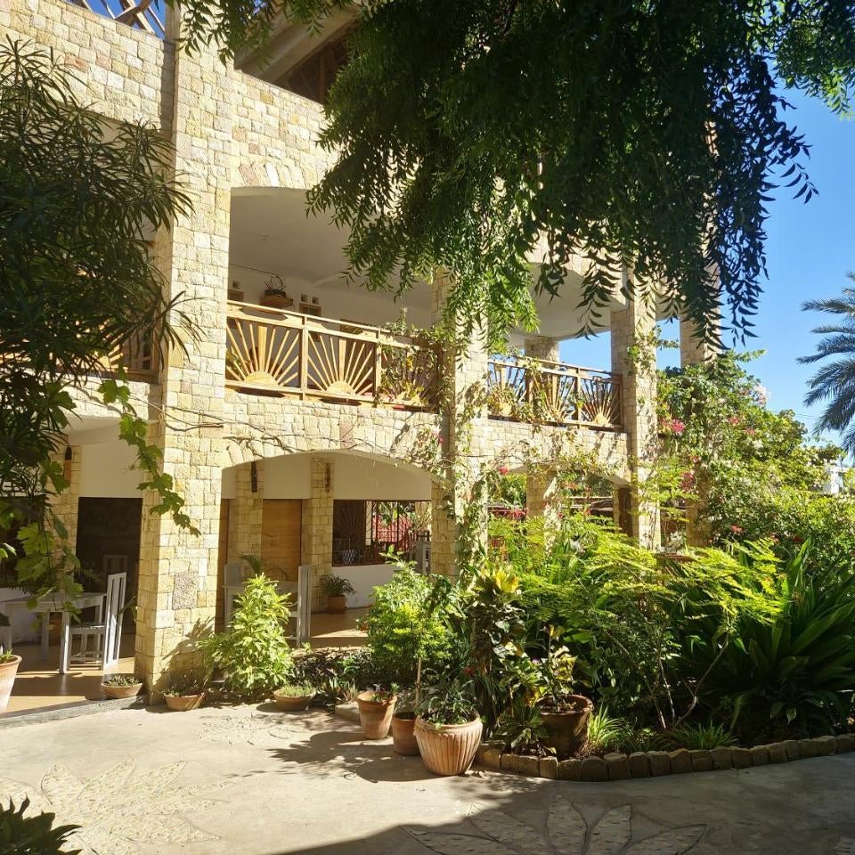 Oasis Kemba Hôtel-Restaurant-Bar Thumbnail