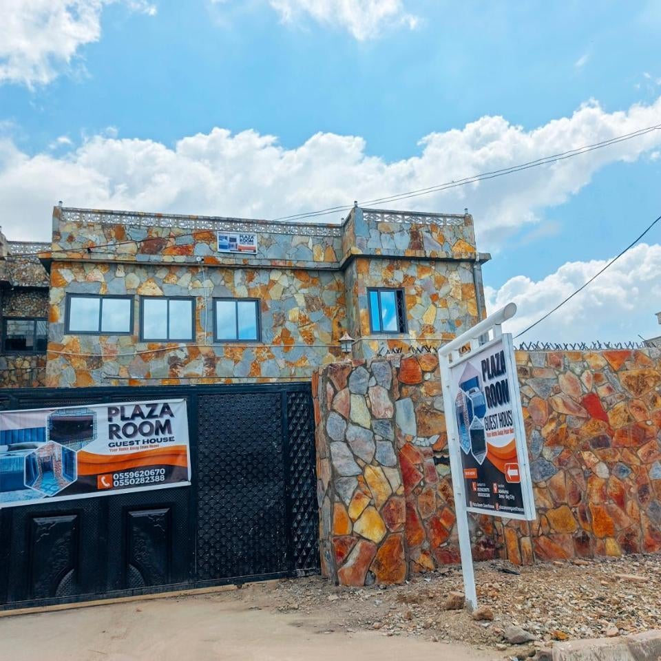 Plazaroom Guest House Thumbnail