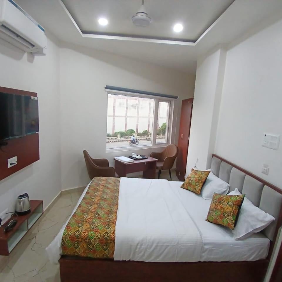 The Millennium Kashi Hotel Thumbnail