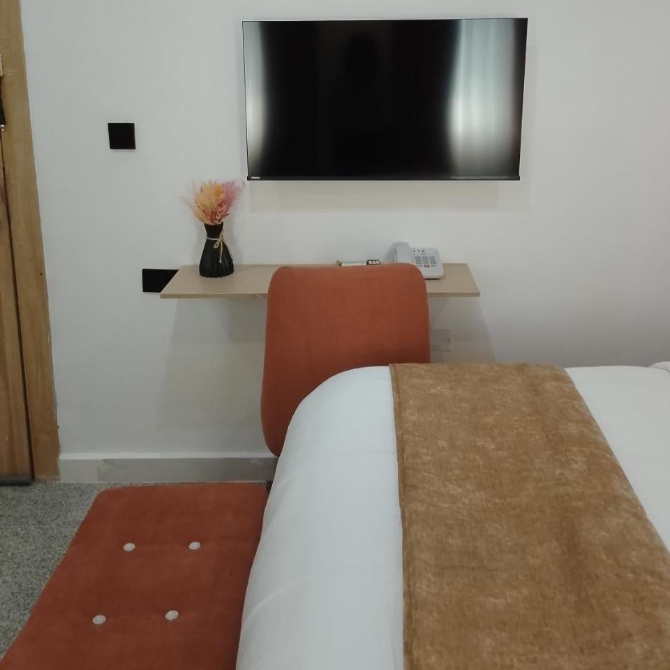 OPULENT OASIS Hotel and Apartments Thumbnail