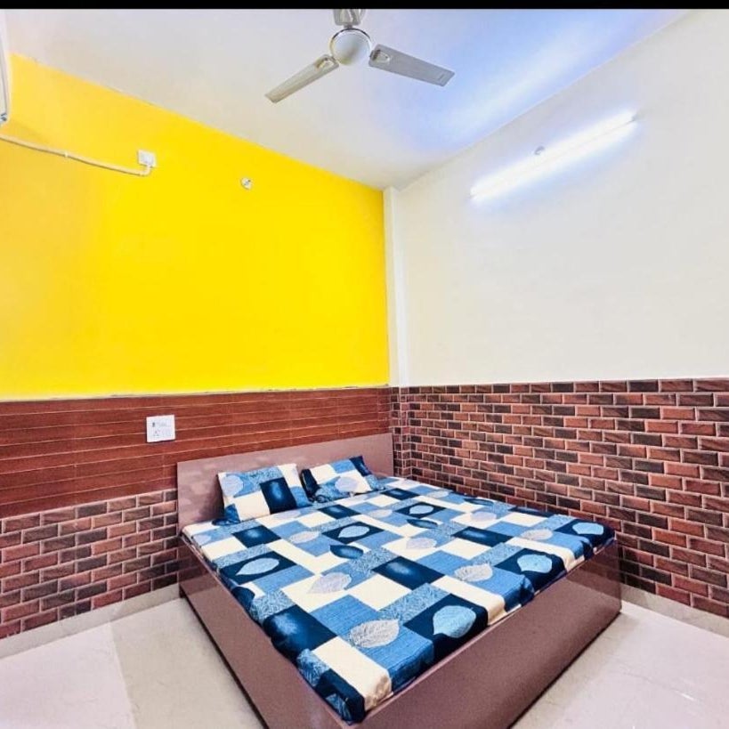 Shri Rahda ji Guest house