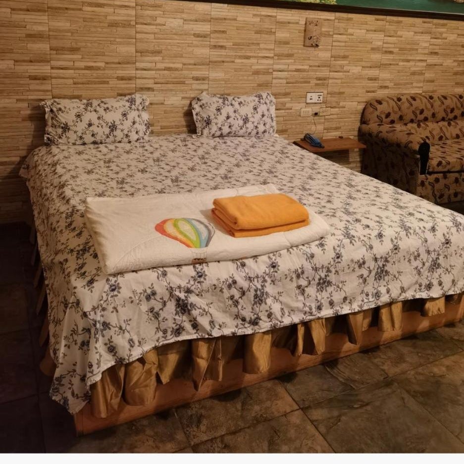Red Lantern guesthouse Thumbnail