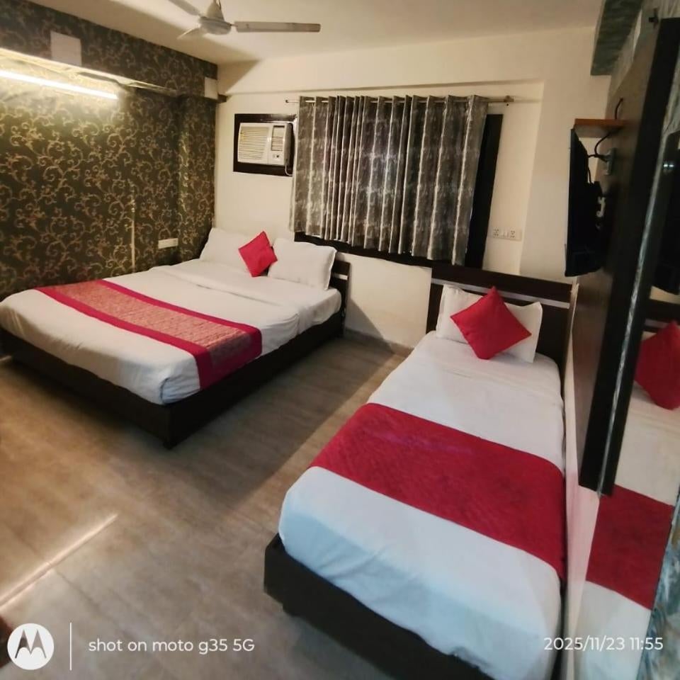 Hotel The white Sand Suites Thumbnail