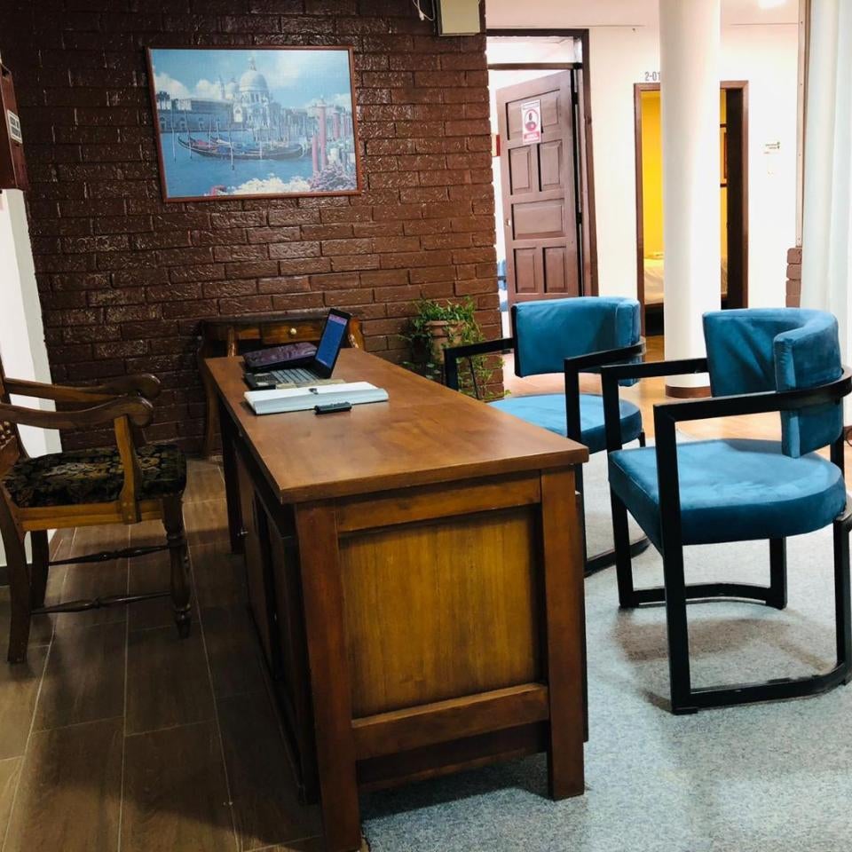 Urban Colonial Thumbnail