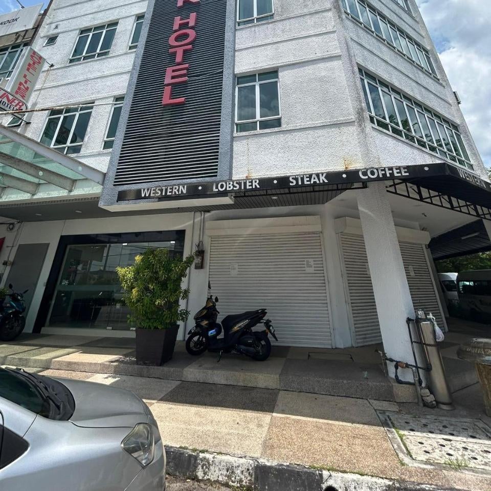 Liner hotel