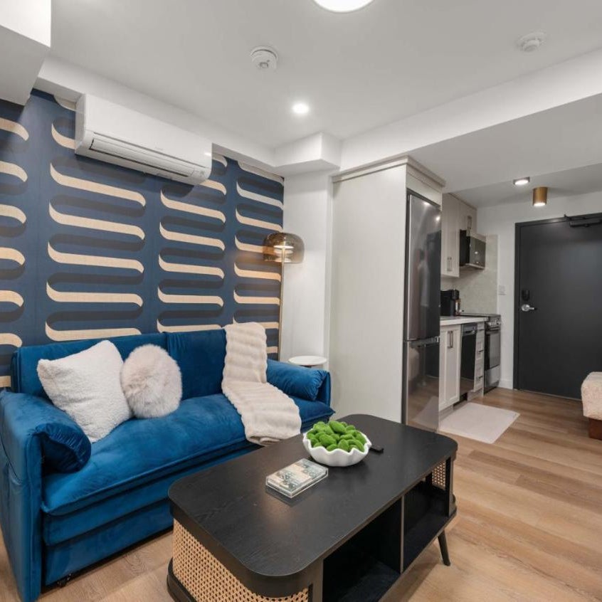 The McCaul by Casa Hotels Basement Suite Chinatown