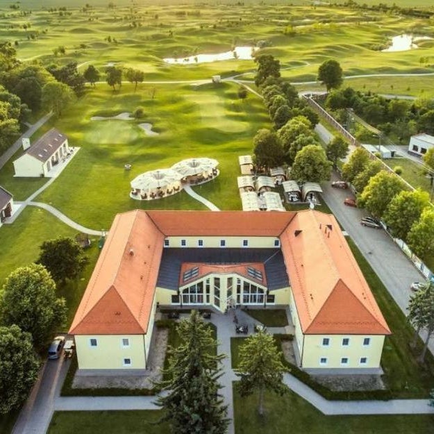 Eagle Hotel