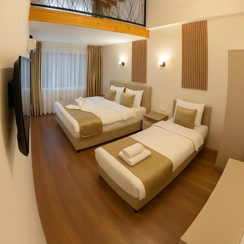 Villa Royal Apartments Thumbnail