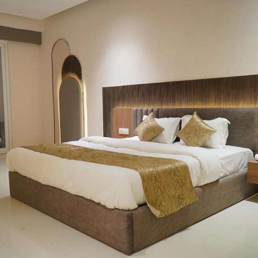 The Glory Riverside Resort