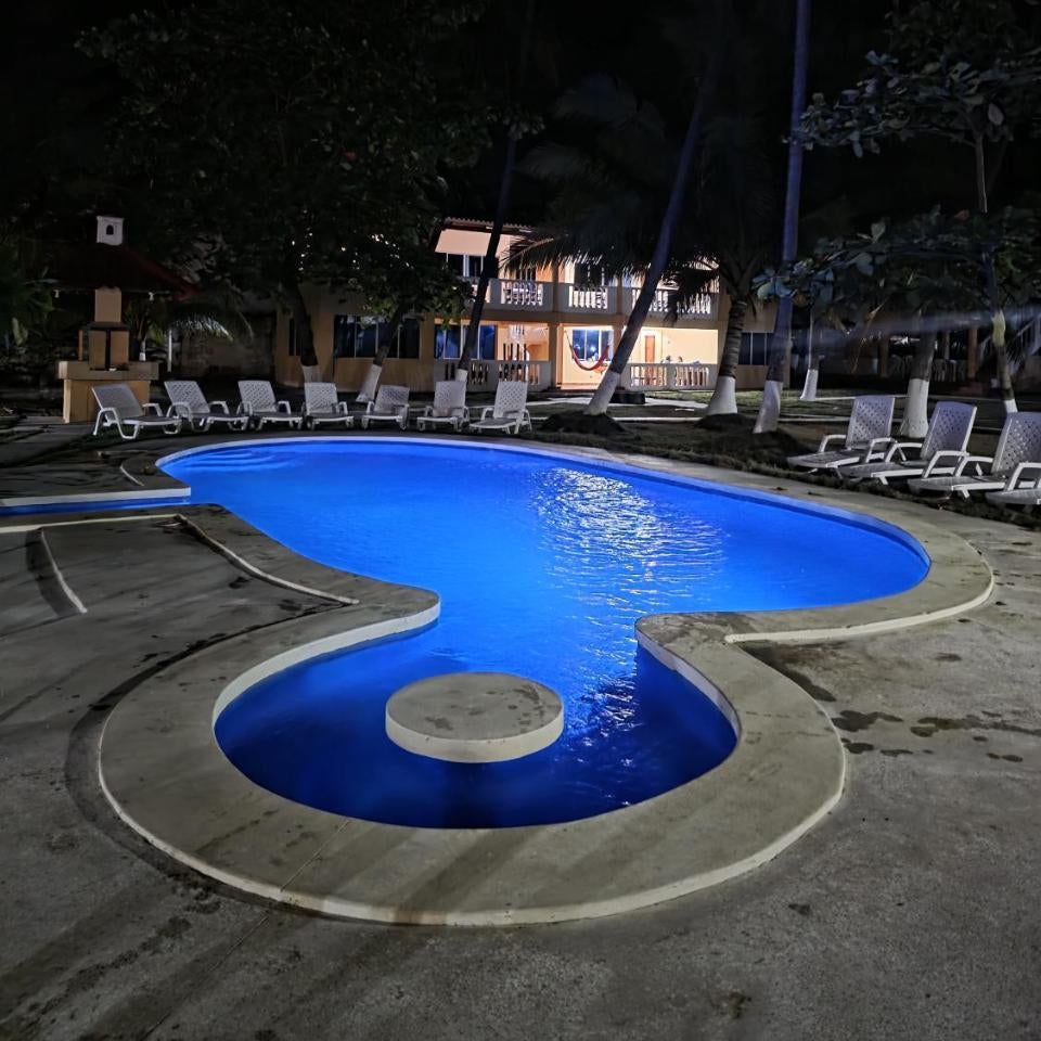 Hotel y Restaurante Punta Corona Thumbnail