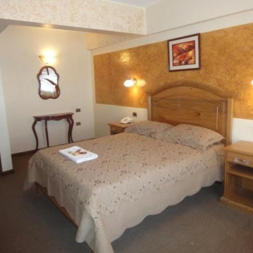 HOTEL MAISON FIORI Plaza Colon
