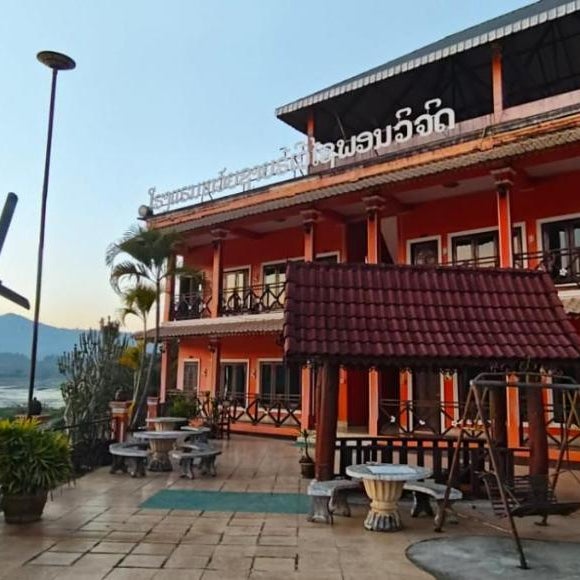 Houay Xai Riverside Phonevichith Hotel Thumbnail