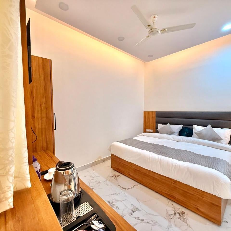 Hotel Betwa Sarowar