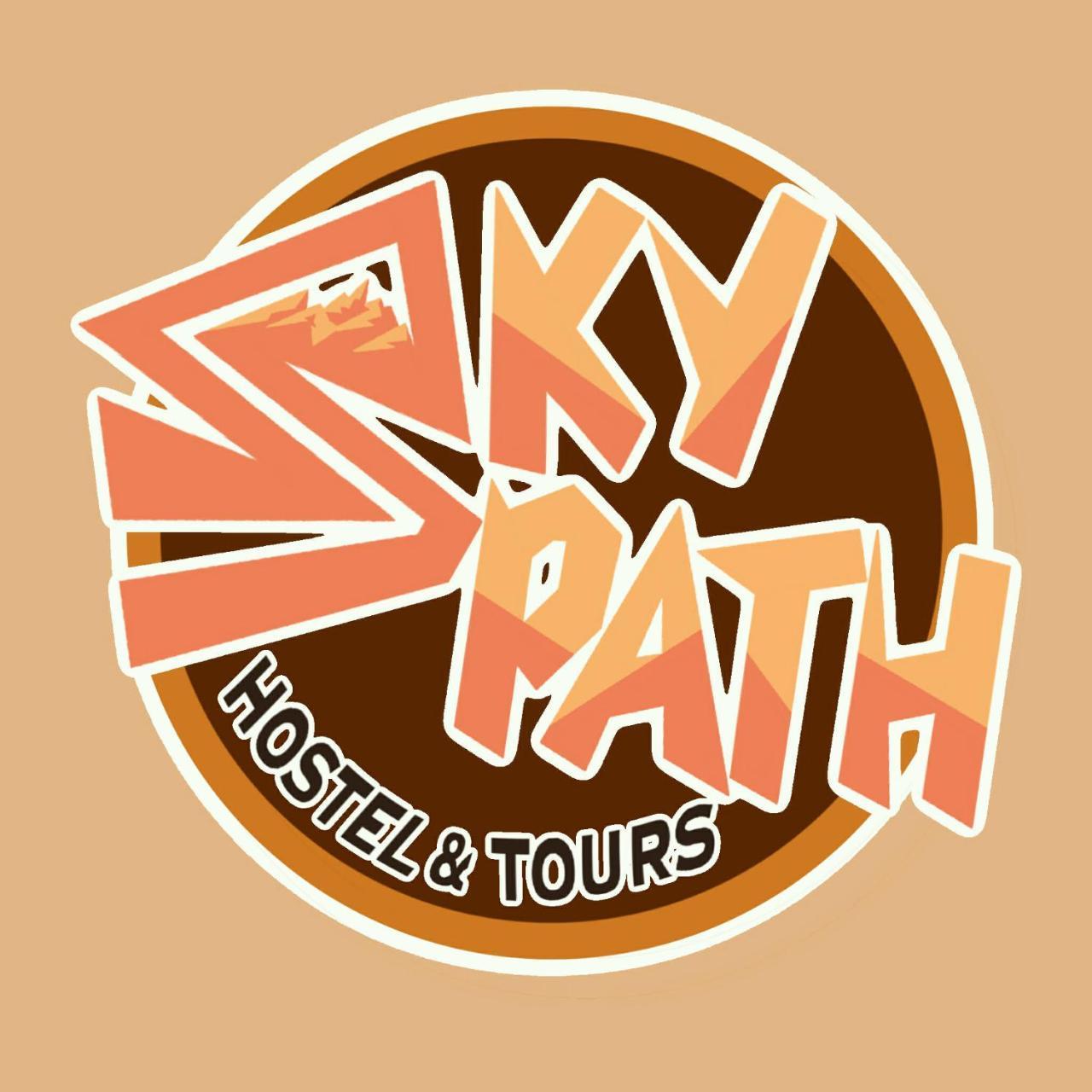 Ha Giang SkyPath Hostel & Tours