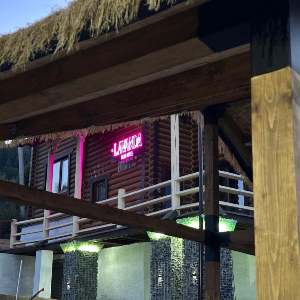 LAVANDA hotel club