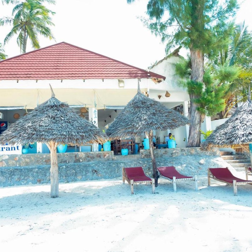 Vuai Bungalows & Restaurant Thumbnail