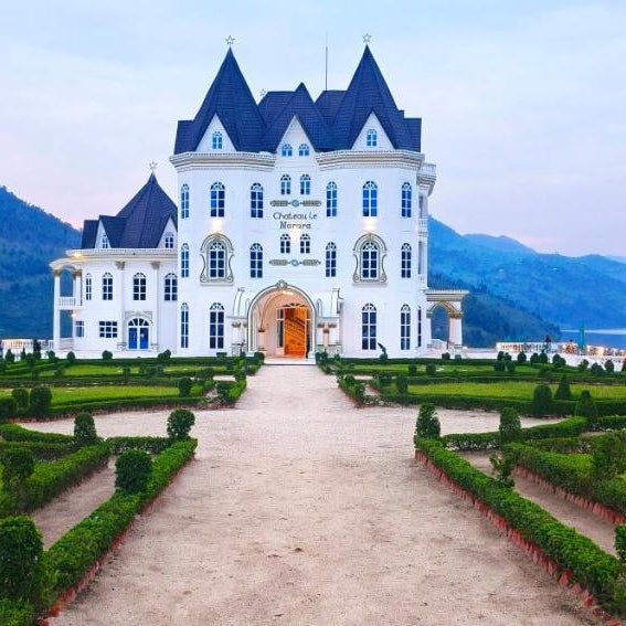 CHATEAU LE MARARA by ROYAL RETREAT Thumbnail