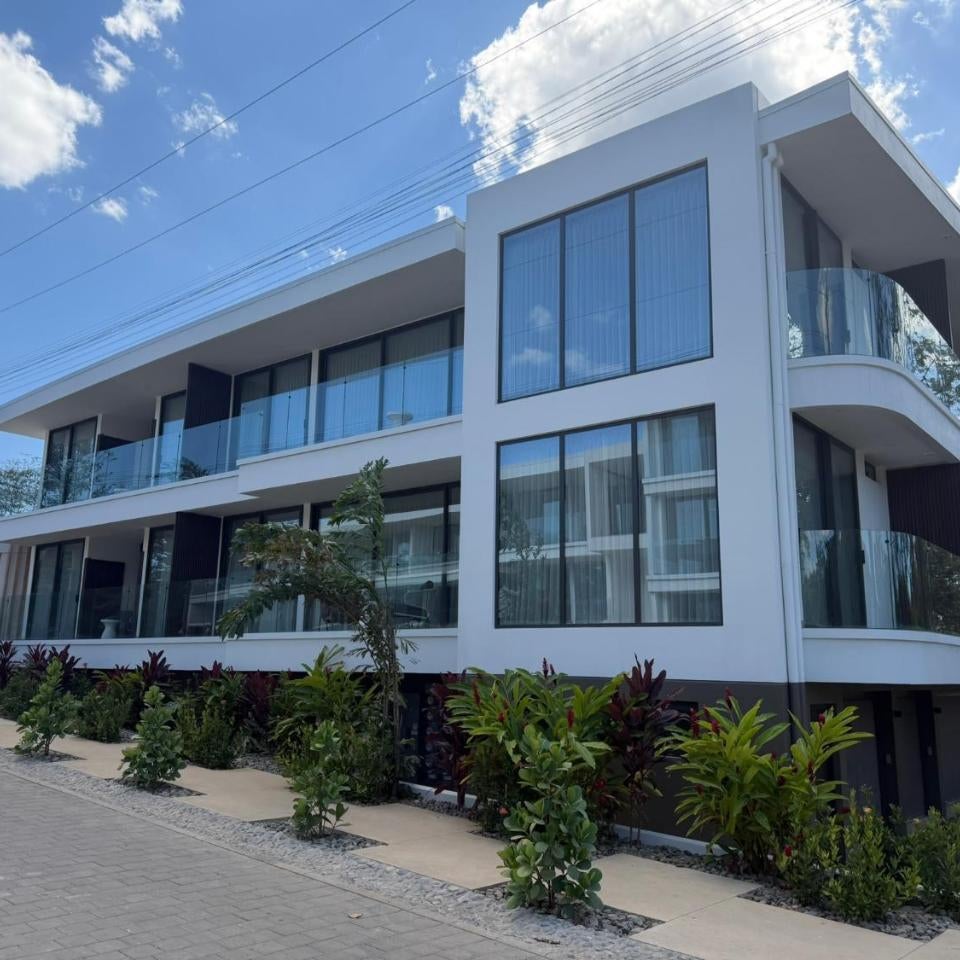 Mono Luxe Villas Thumbnail