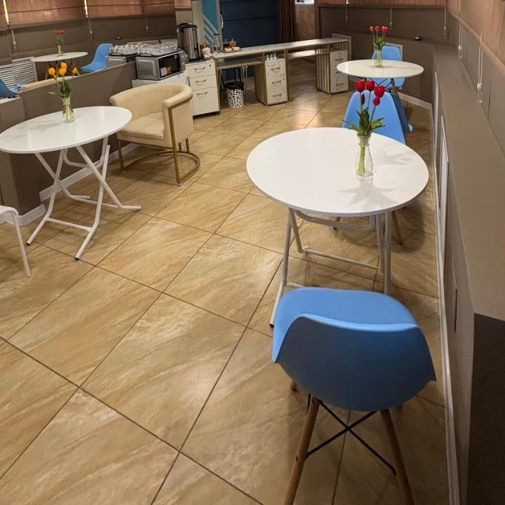 Байтерек рядом Министерство Thumbnail