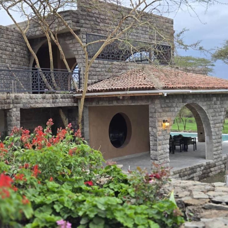 Giraffe Manor Tanzania