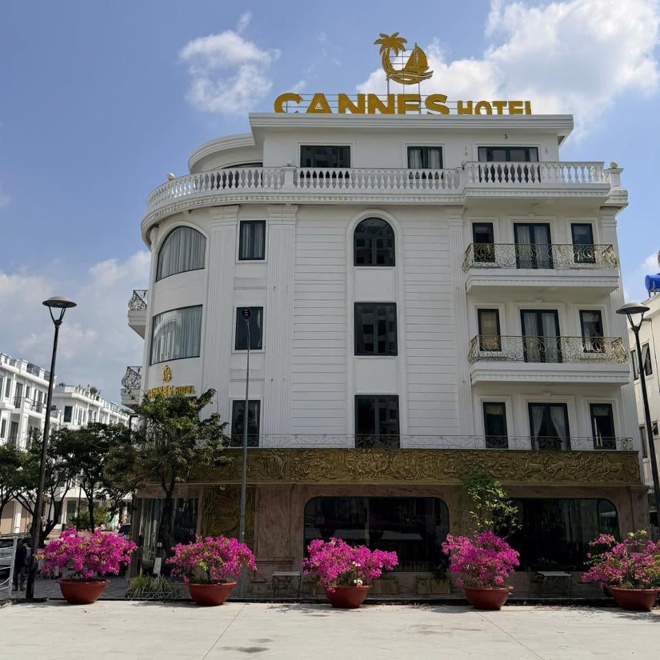 Cannes Ben Tre Hotel Thumbnail
