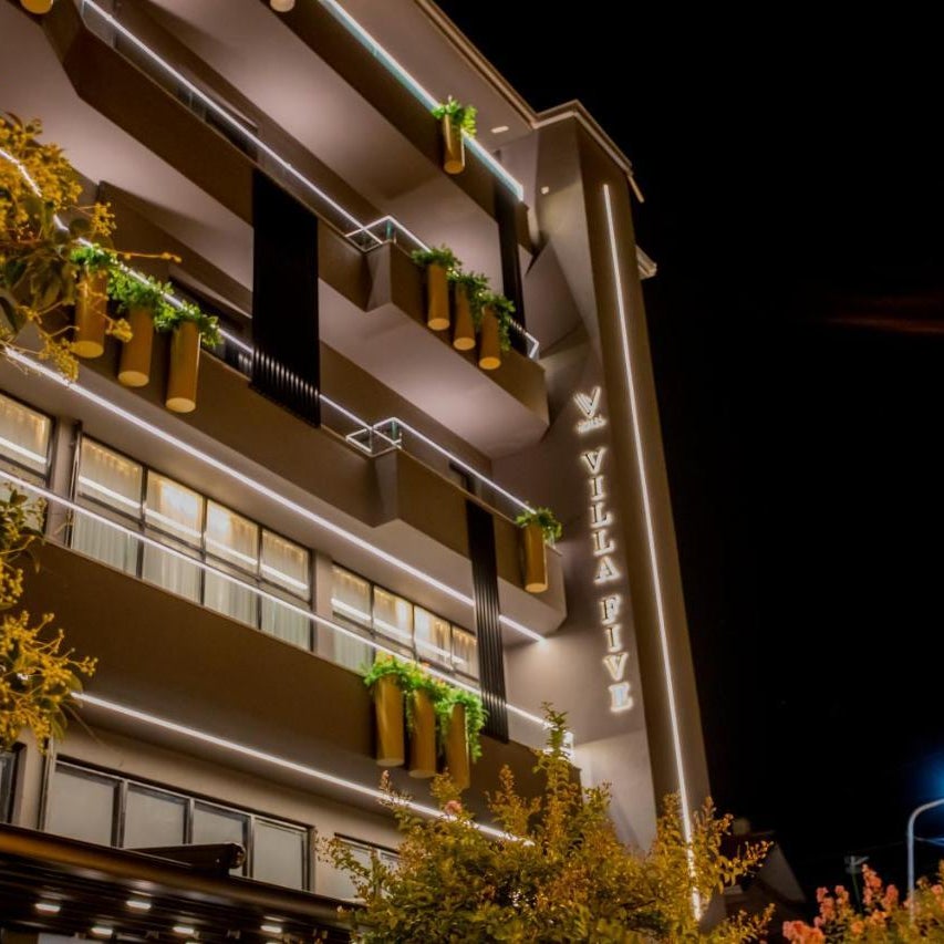 Villa Five Hotel