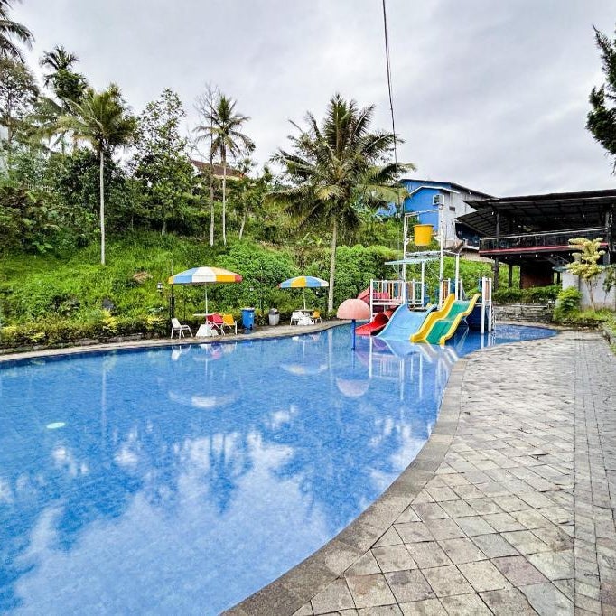 RedDoorz Resort at ISTC Sukabumi