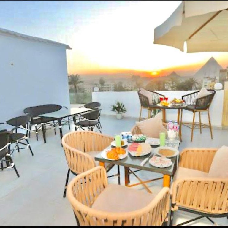 Calm Pyramids View Villa Thumbnail