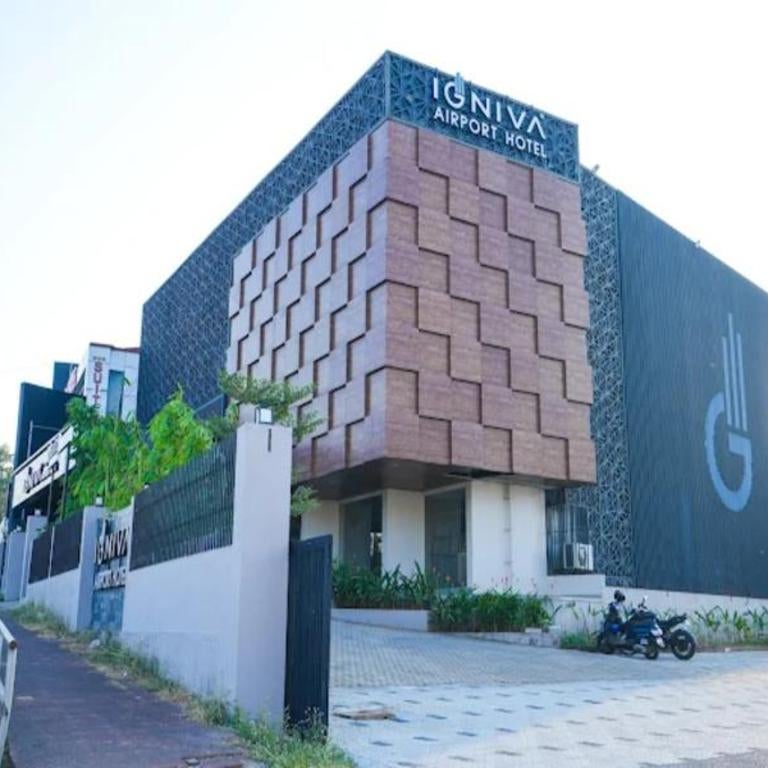 IGNIVA Airport Hotel