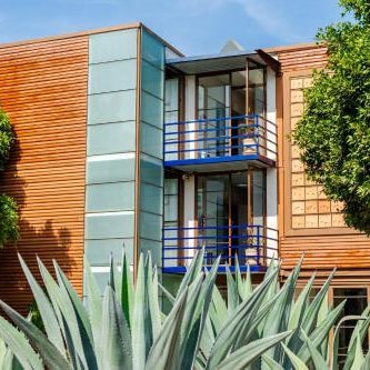 Kubo Hotel & Business Center Thumbnail