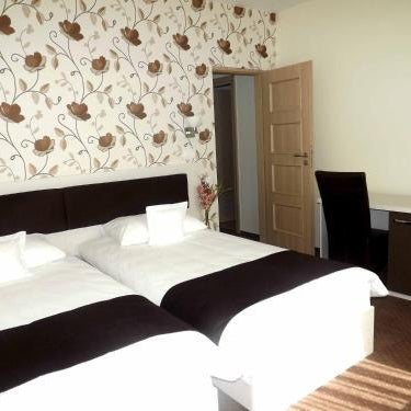 West Plaza Residence Thumbnail